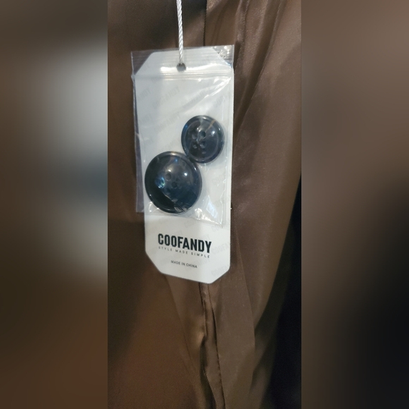 MENS Tan Long Coat with Black Buttons XXL - Picture 3 of 9